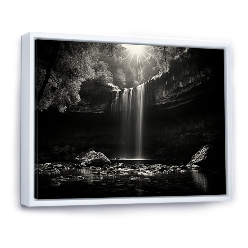 Cascade, paysage de falaise I, H 24 po x l 32 po x P 1 po, Cadre flottant blanc