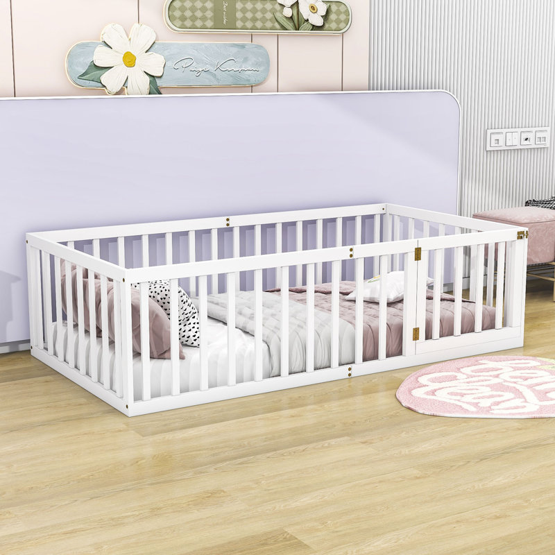 Guerriero Wooden Daybed Frame with Fence, White, Twin
