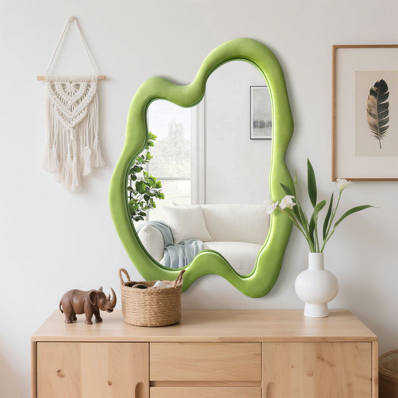 Miroir mural décoratif de forme irrégulière avec cadre enveloppé de velours, 36 po x 28 po, Vert