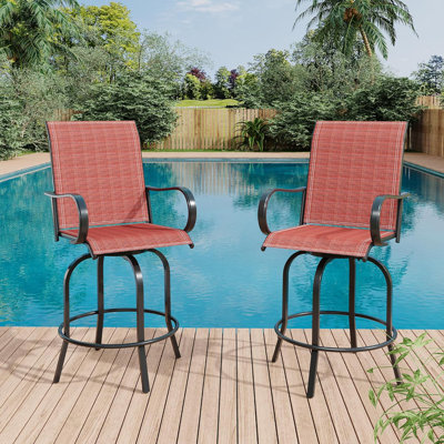Tabourets de bar pivotants d'extérieur 2 pièces, chaises de patio toutes saisons avec dossier haut et accoudoirs, tabourets de bar pivotants à 360 ° pour patio, terrasse et cour arrière