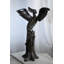 Sculpture pélican en aluminium sur souche d'arbre 34 po x 13 po x H 43 po