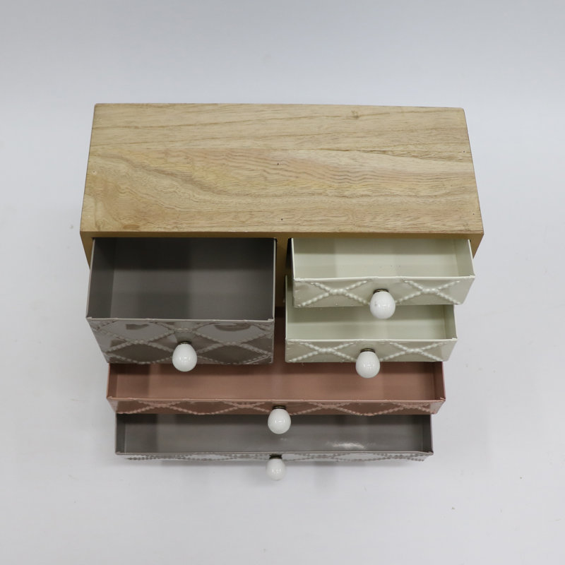 Boîte à bijoux en bois et métal
