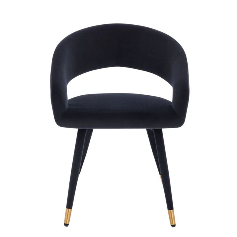 Chaise Idrizi, Noir