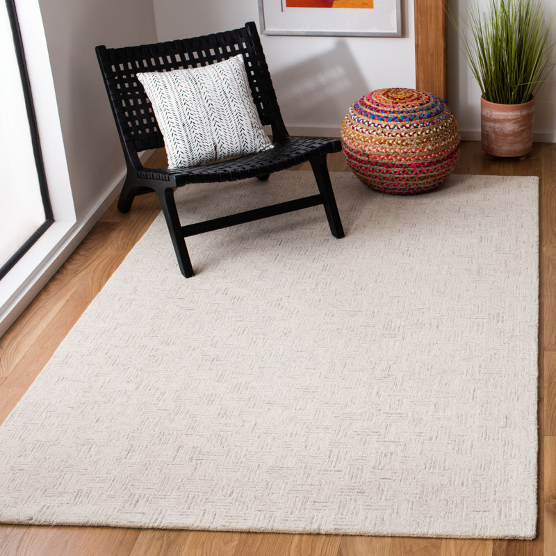Maebel Hand Tufted Wool And Cotton With Latex Solid Color Rug, Rectangle 5' x 8'