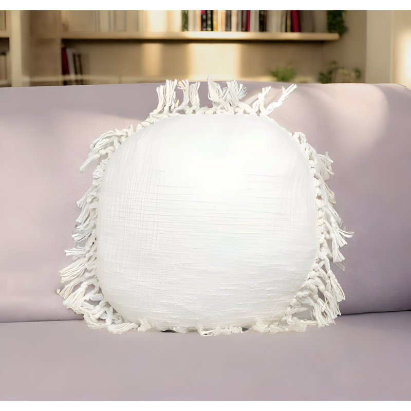 Coussin 18 po x 18 po