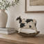 Sculpture de vache blanche en polystone