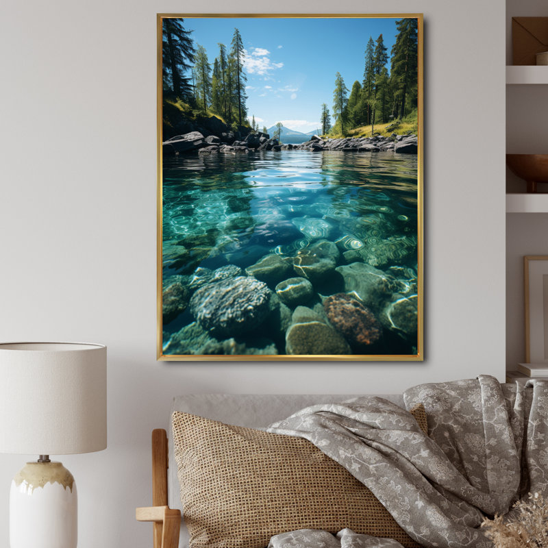 «Basnett Alaska Pristine Waters», reproduction d'art sur toile, H 44 po x l 34 po x P 1,5 po, Cadre flottant doré