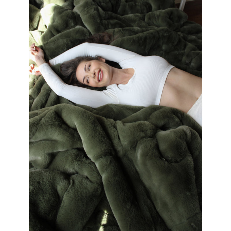 Édredon surdimensionné en fausse fourrure Chunky Bunny, Édredon très grand, Ciboulette