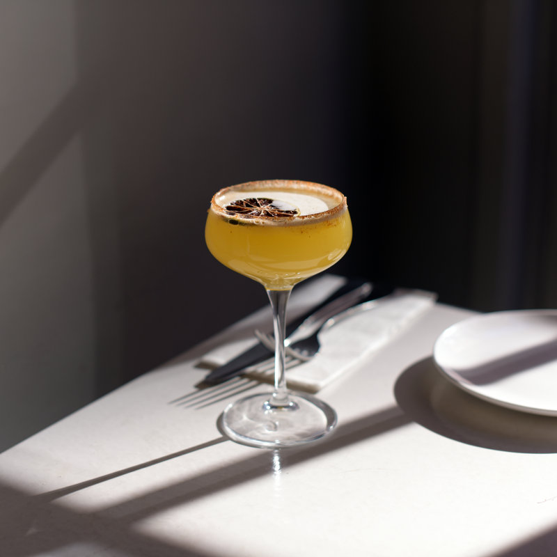 Bartender 8.5 oz. Novecento Cocktail Coupe