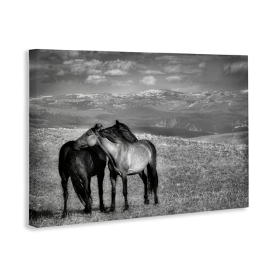 «Focused Horse Duo», conception par Wendy Caro