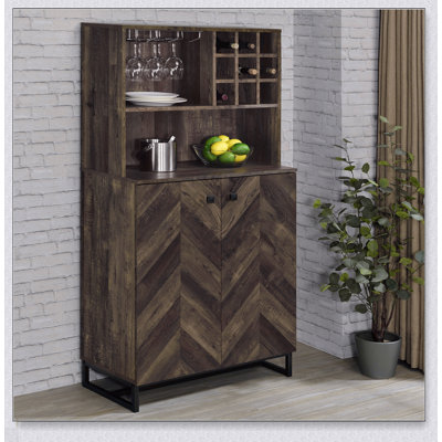 Armoire à vin en chêne rustique à 2 portes avec façade à chevrons Harlie