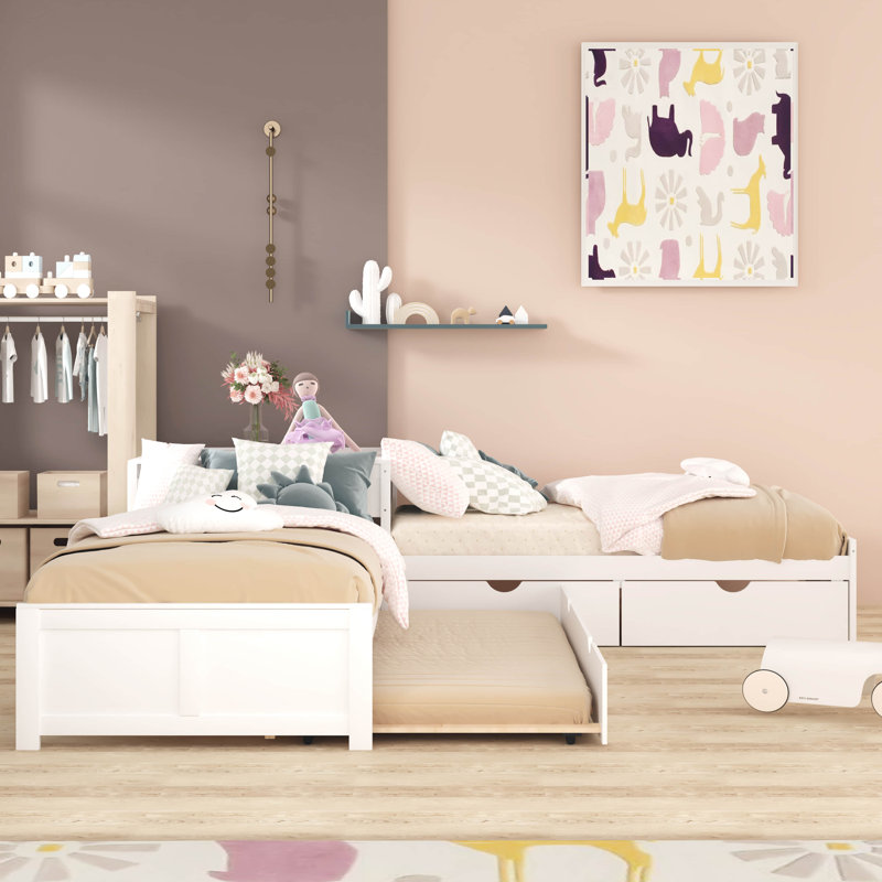 Eudelia Solid Wood Platform Bed, 29.8'' H  x 117.6'' W  x 117.6'' L