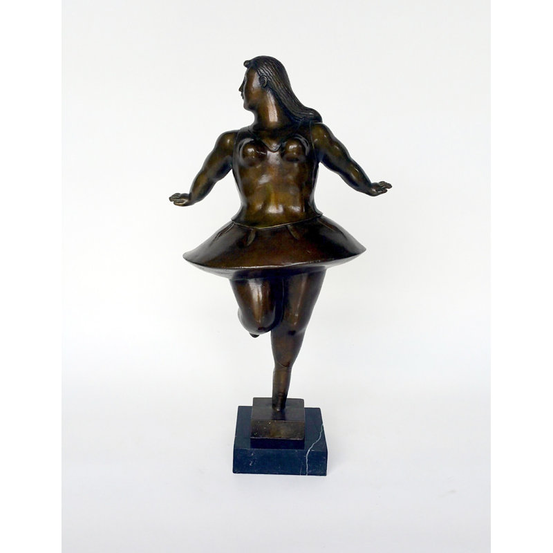 Margr Figurines & Sculptures