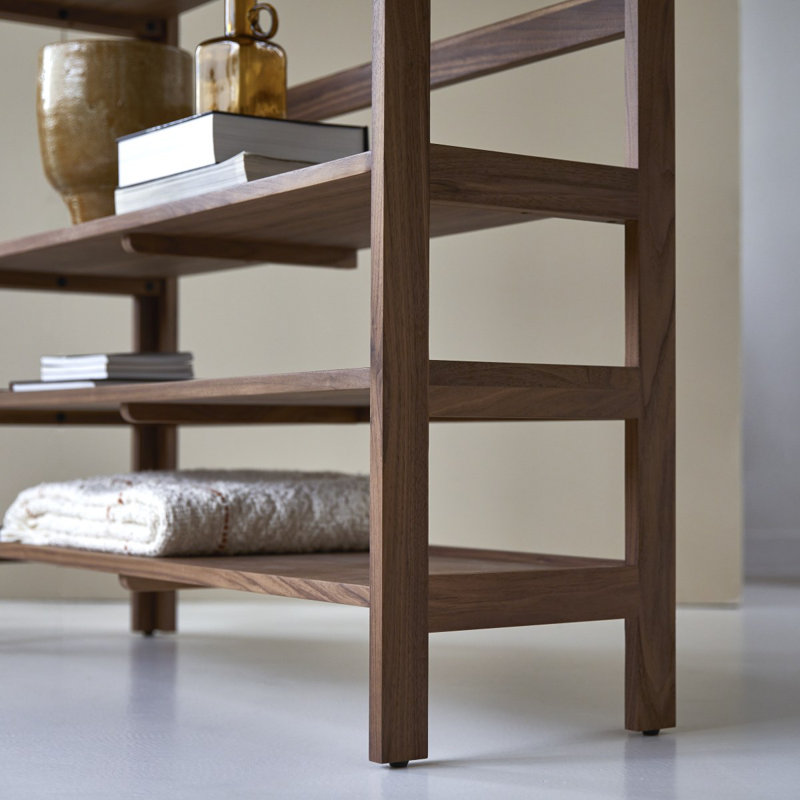 Esmée 43.31'' W Solid Wood Console Table