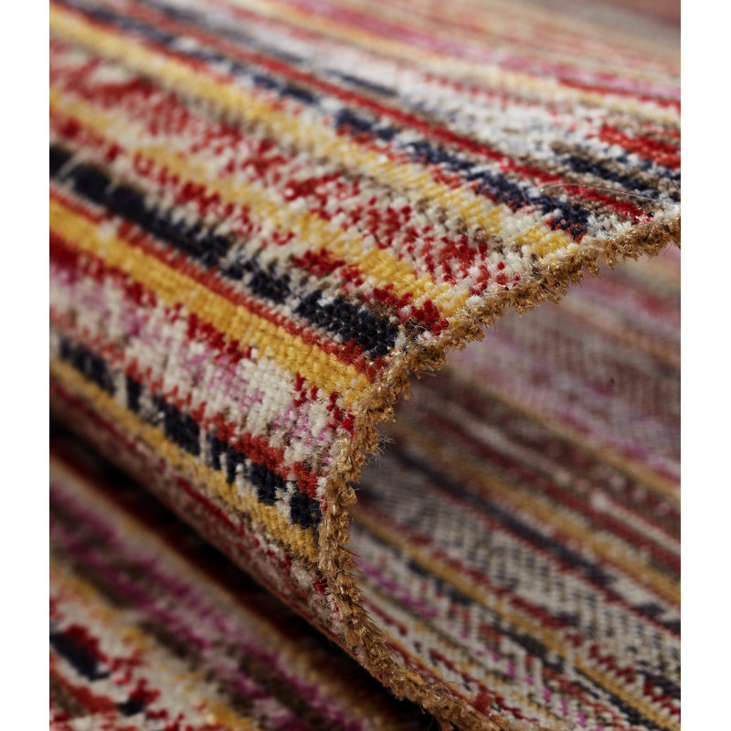Summer Striped Area Rug in Red, Rectangle 2' x 3'