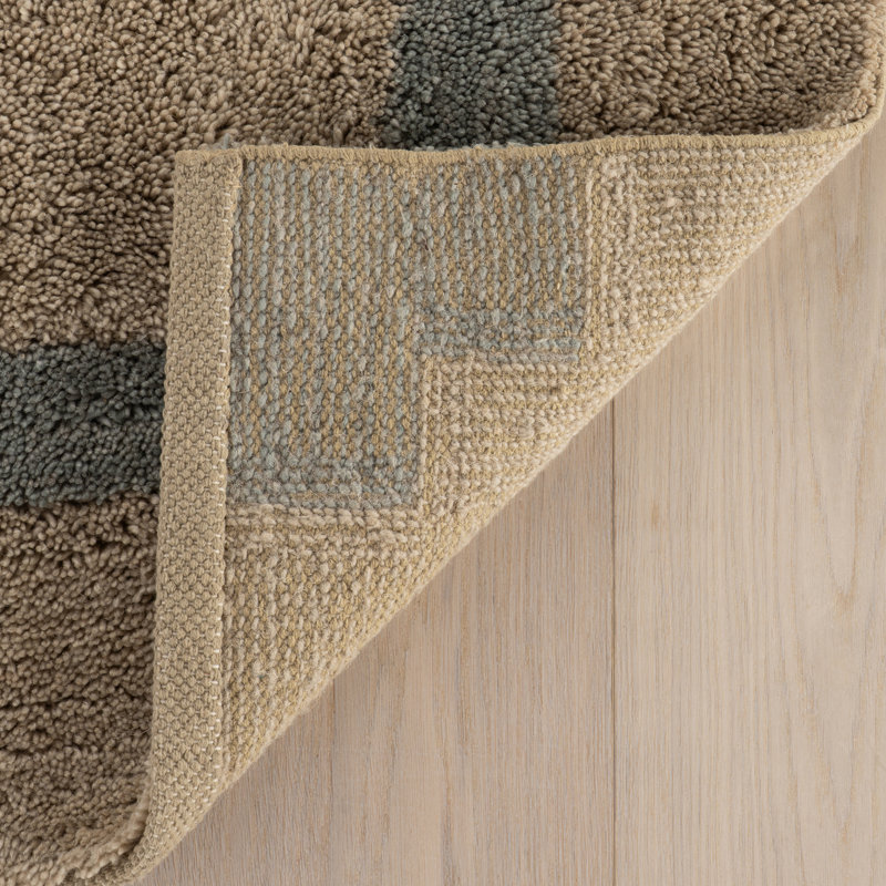Orlina Bordered Rug, Rectangle 5' x 8'