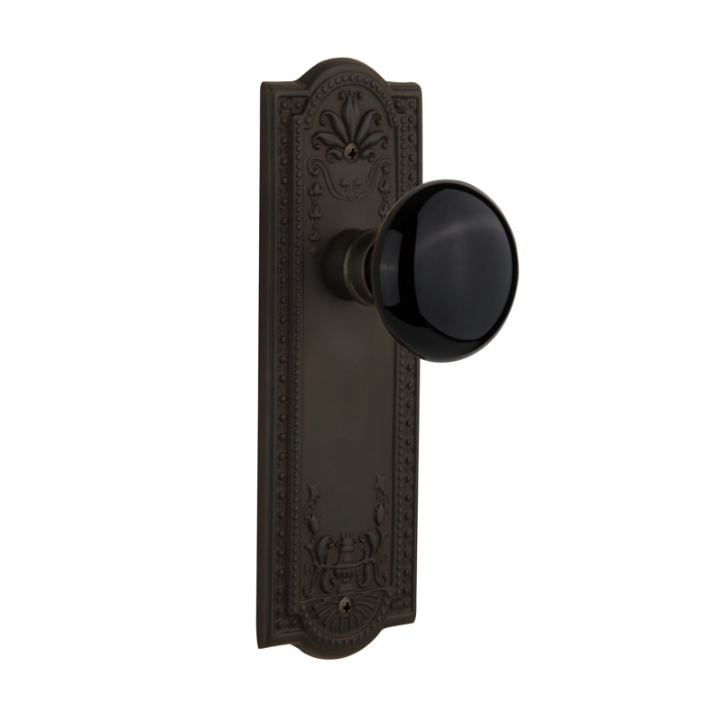 Plaque Meadows avec bouton de porte en porcelaine noire, Bronze frotté à l'huile, 2 3/4 po