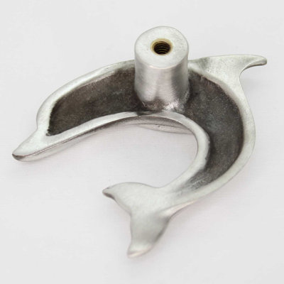1.9" Dolphin Right Facing Small Knob