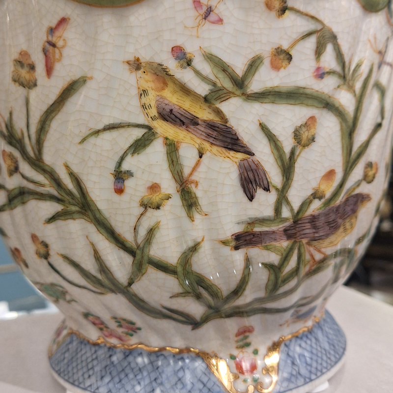 Porcelain Scallop Planter Satin Grass