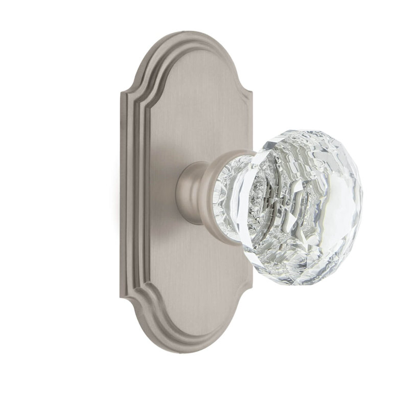 Assiette courte Grandeur Arc avec poignée en cristal brillant, Nickel satiné