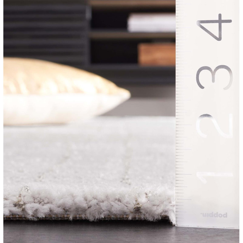 Machine Woven Light Grey / Grey Indoor Rug, Rectangle 91 x 152cm