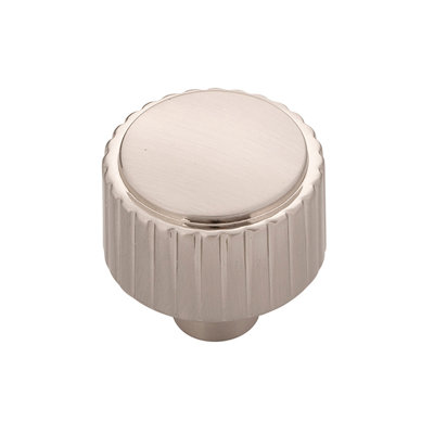 Sinclaire Collection Knob 1-1/4 Inch Diameter