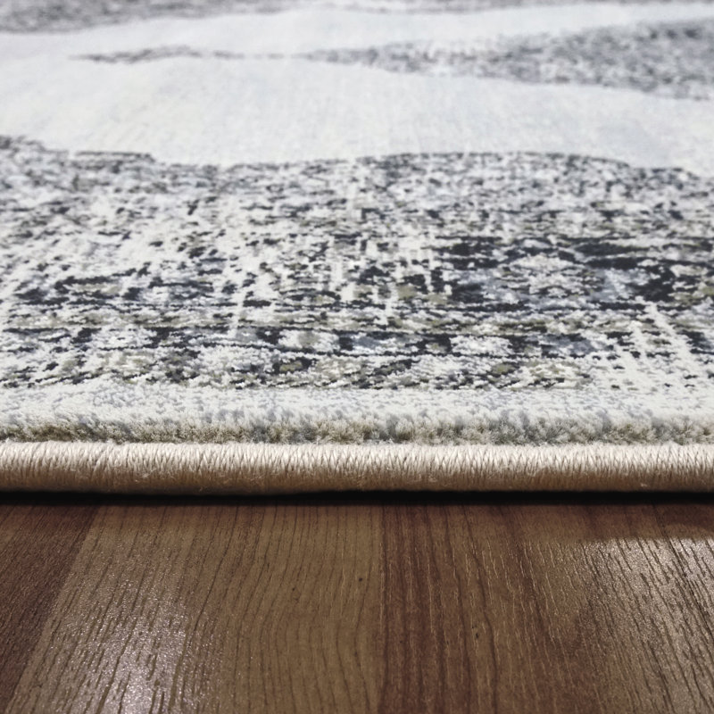Attell Oriental Indoor Rug, Rectangle 2' x 3'11"