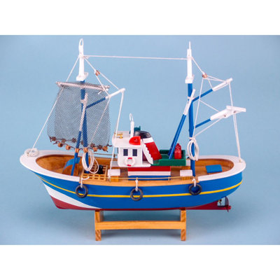 Irasburg Figurines & Sculptures