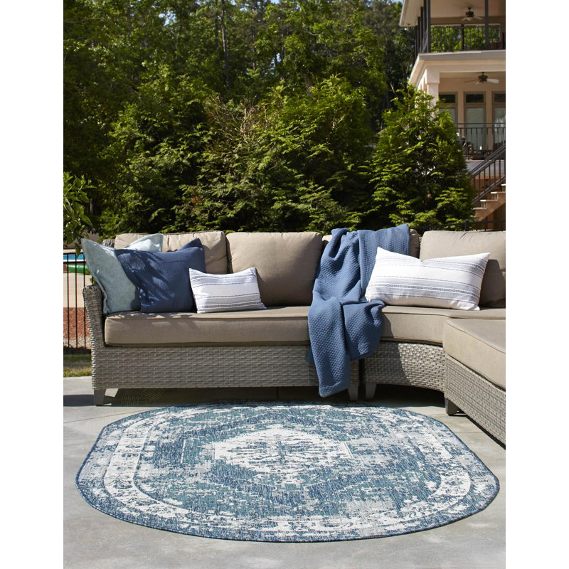 Susan Oriental Indoor / Outdoor Rug, Oval 7'10" x 10'