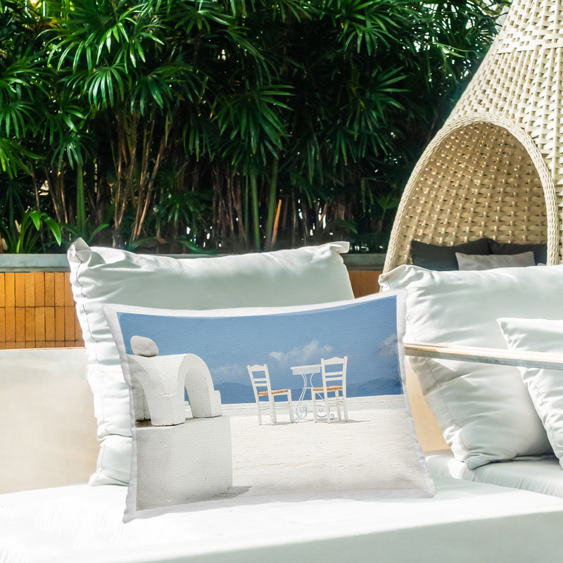 Coussin décoratif d'extérieur «Over dominer le ciel» imprimé par Erin Marie
