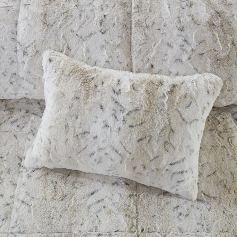 Full Snow Leopard Faux Fur Reversible Bedspread Set