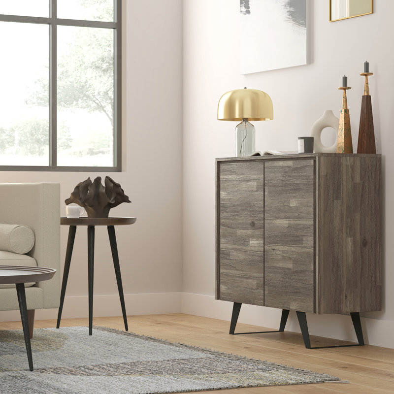 Meuble de rangement en bois d'acacia massif de style industriel moderne de 39 po de longueur avec tablettes réglables et pieds en métal Lowry