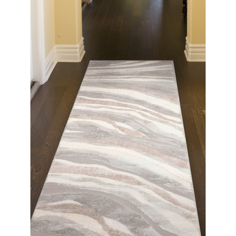 Tapis doré en polyester tissé à la machine, Tapis de couloir 1 pi 11 po x 7 pi 6 po