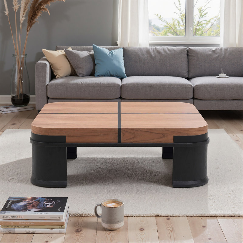 Table basse de style rétro classique français