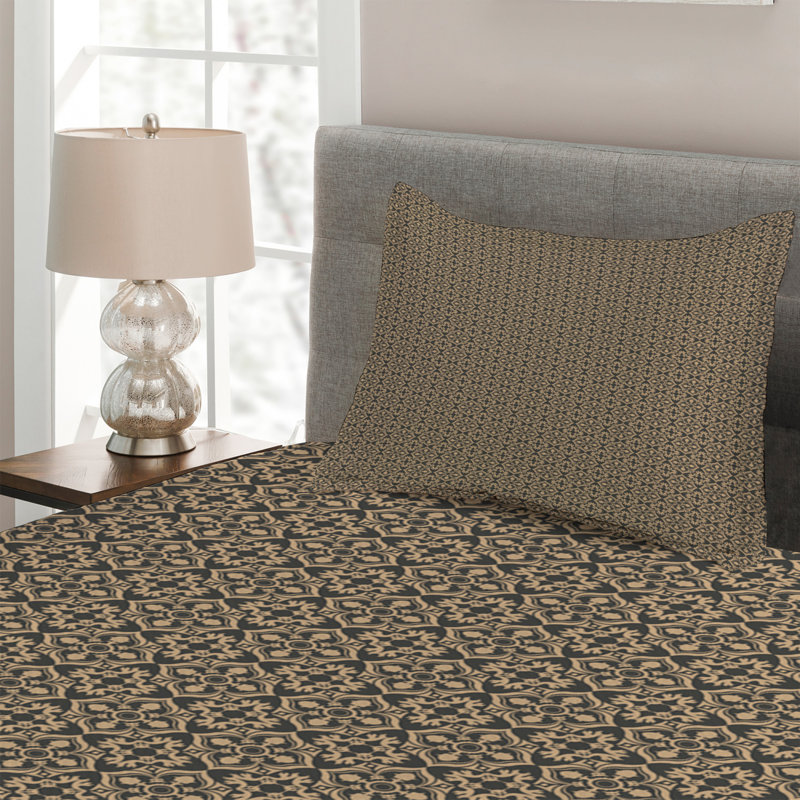 Traditional Polyester Damask Coverlet, Twin Bedspread + 1 Sham