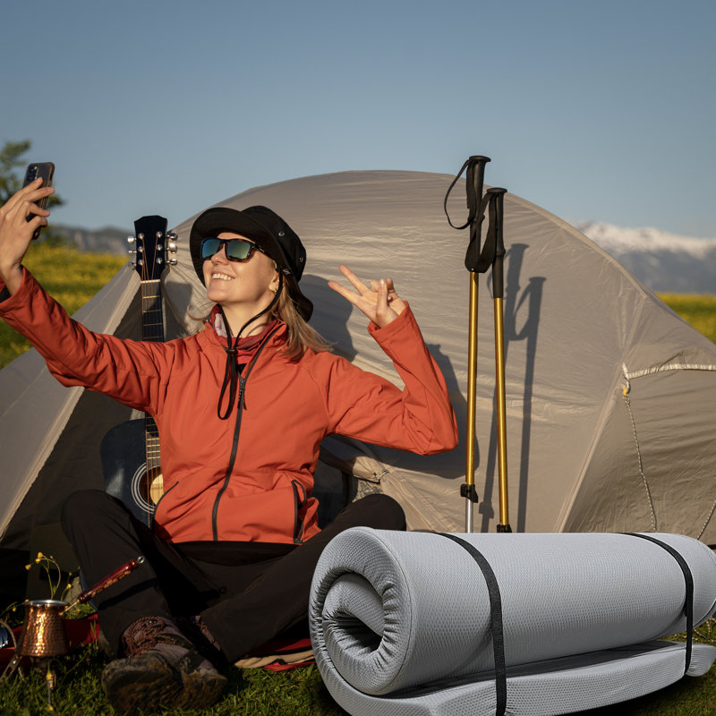 Matelas de camping en mousse à mémoire de forme - parfait pour les activités de plein air, les téléviseurs, les chambres d'amis et les dortoirs; Pliable, portable, avec housse à fermeture à glissière résistante à l'eau