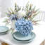 Arrangement de fleurs d'hortensia artificiel dans un vase en verre, centre de table floral artificiel réaliste pour décoration de table de bureau à domicile, décoration de salon de cuisine printemps