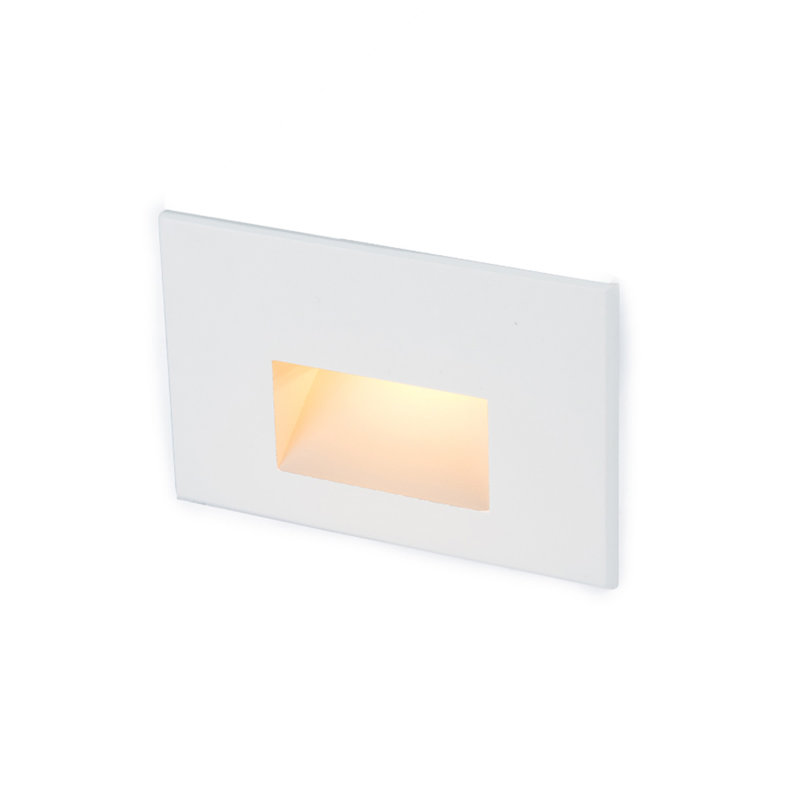 Marchepied intégré en métal à basse tension DEL, Blanc sur aluminium, 3000 K