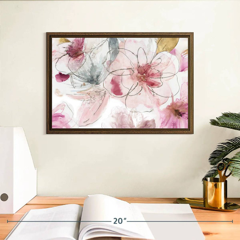 Joli floral en rose I, 13 po x 9 po, Cadre flottant en noyer