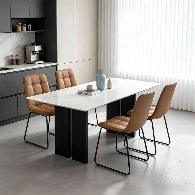 Chaises de salle à manger avec siège en similicuir et base en métal noir, ensemble de 4 chaises rembourrées, Brun