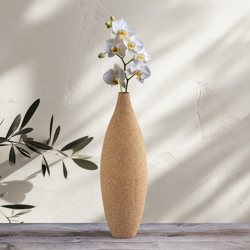 Petit vase à fleurs en liège, H 18,75 po x l 6,25 po x P 6,25 po