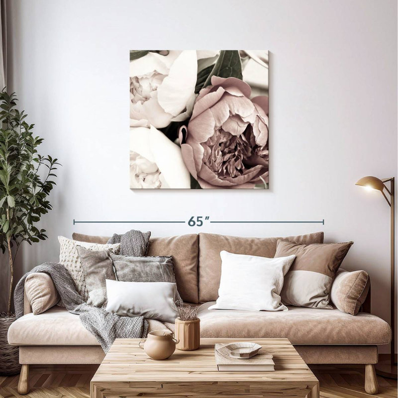Harnek Opulent V, 36" H x 36" W