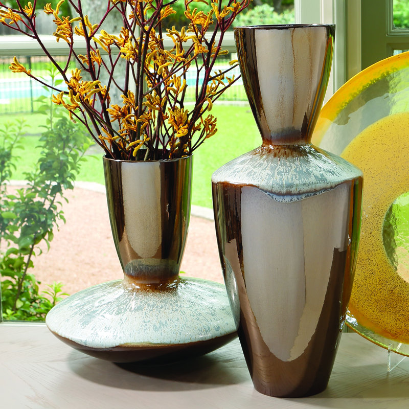 Vase Marta - bronze réactif bleu, 21,25" H x 8,5" L x 8,5" D
