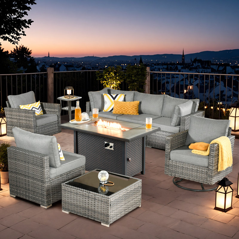 Ensemble de conversation en osier pour 6 personnes avec coussins, table de foyer et chaises berçantes pivotantes en osier