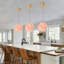 Luminaire suspendu en verre rose avec plaque de plafond en laiton, ampoule incluse