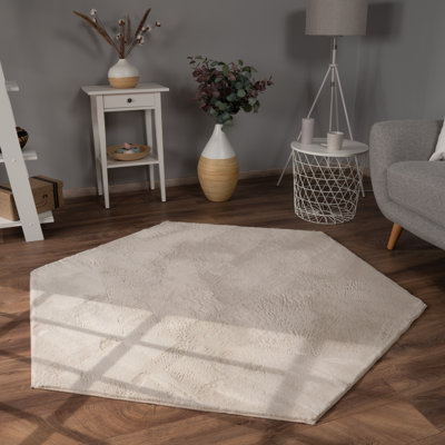 Aalexus Area Rug