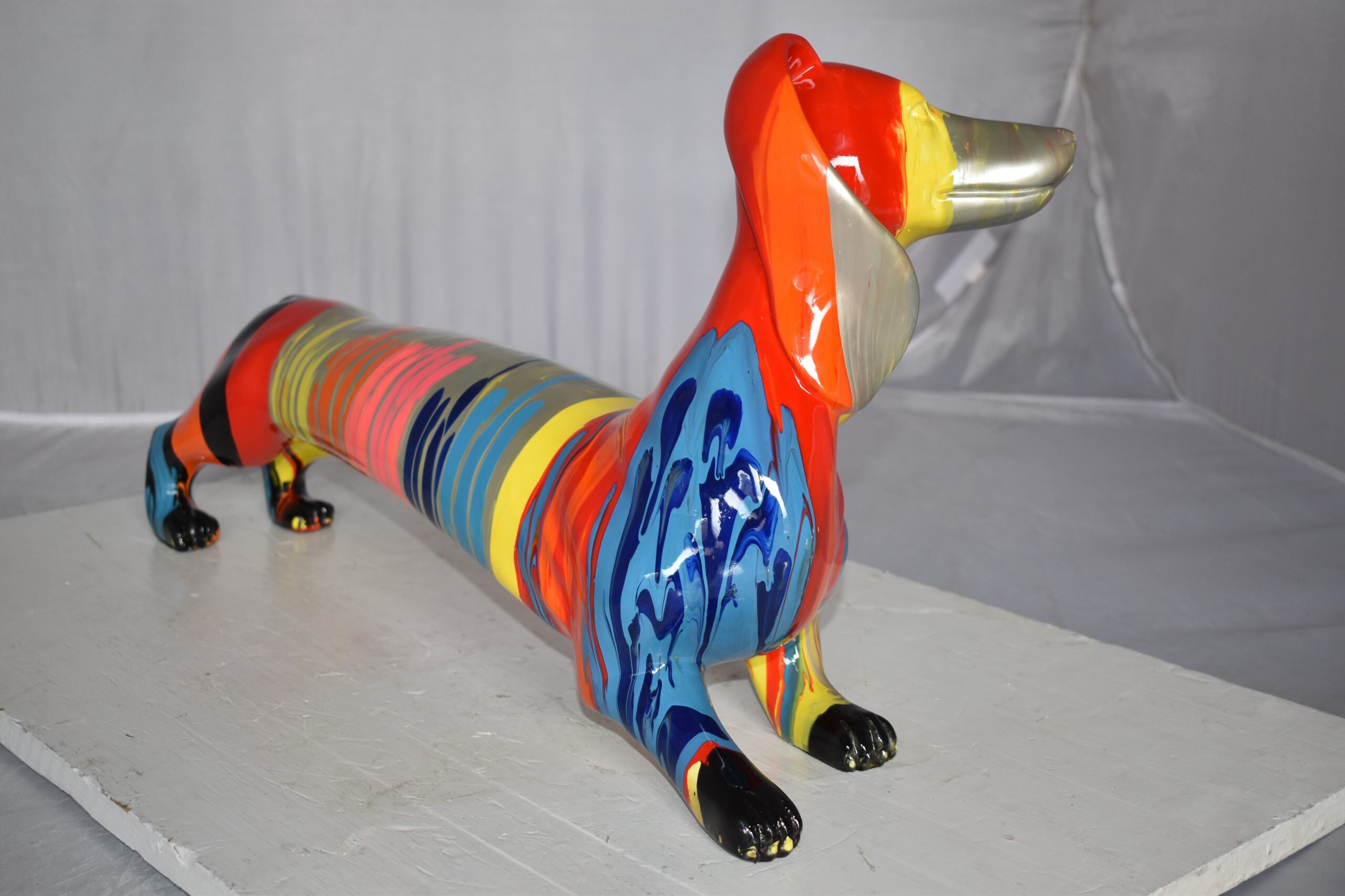 Weiner dog clearance statue