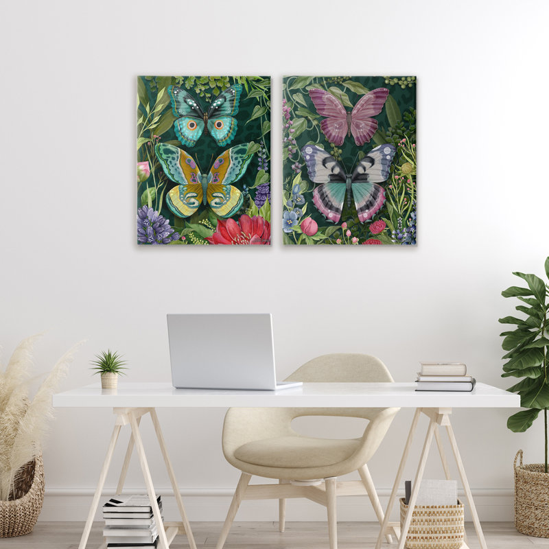 Ensemble de 2 papillons Wild Garden, par Nicole Tamarin, H 20 po x l 16 po