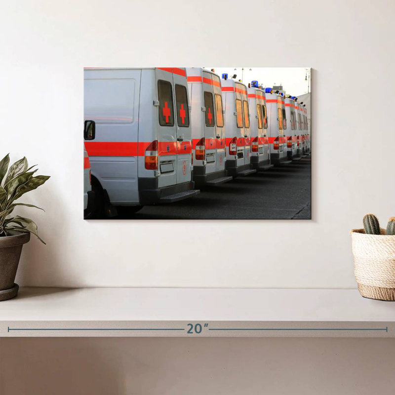 Ambulances garées Mehar, H 8 po x l 12 po