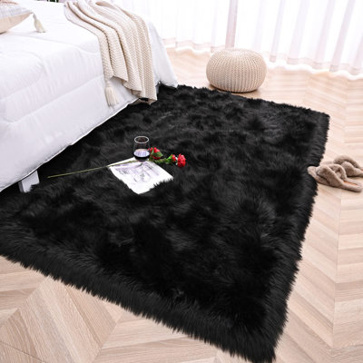 Faux Sheepskin Indoor Rug